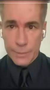 Tú ya no tienes carrera… 🤣