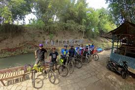 Mbah ba'i, gunungsari, bumiaji, kota batu, jawa timur 65391 fasilitas umum: Paket Wisata Bersepeda Di Malang Yang Lagi Digemari