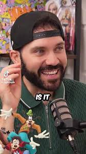 Goofy Floating in The Fountain