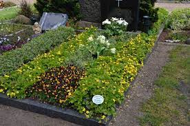 Als nutzungsberechtigter der grabstätte ist immer der erwerber eingetragen. Blumen Gertzmann Grabpflege