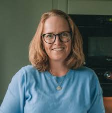 Pølsegrateng med leiv vidar middagspølser, makaronni, tomatsuppe og  potetmos :-)