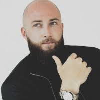 Hilary Nauta's Instagram, Twitter & Facebook