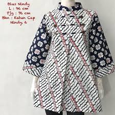 Baju kerja wanita modis semakin populer dan sering digunakan, sehingga anda bisa menggunakannya untuk kerja di kantor. Model Baju Atasan Batik Wanita Seri Nindy Batik Bagoes Solo Desain Blus Model Pakaian Guru Baju Atasan Wanita
