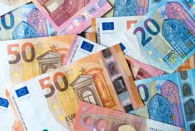 Wer in luxemburg wie viel verdient. Tageblatt Lu Luxemburger Arbeitnehmer Verdienen Im Schnitt 65 801 Euro