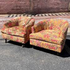 Stylish Pair Of Low Barrel Chairs Vintage Mcm Chairs Chaises For Sale Sweet Modern Akron Oh Gently used, vintage, and antique barrel chairs.