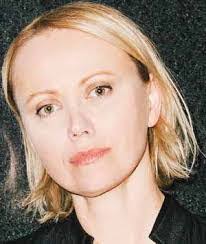 Danielle Gilliard's Instagram, Twitter & Facebook