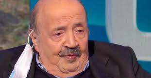 Maurizio costanzo è un giornalista, scrittore, conduttore tv e radiofonico, autore tv e musicale la carriera di costanzo inizia prima come giornalista collaboratore di paese sera, poi come redattore. Maurizio Costanzo Hard With Diletta Leotta The Thought Curler Ruetir
