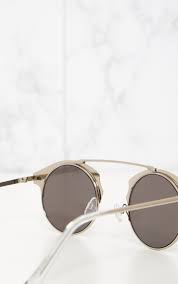 Lunette pour homme sur la petite maison bourgeat. Lunettes De Soleil Argent Barre Arrondie Accessoire Prettylittlething Fr