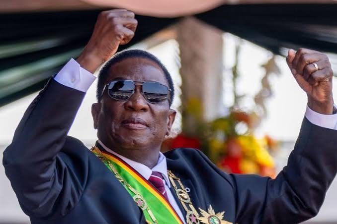 US sanctions Zimbabwe President Emmerson Mnangagwa over alleged abuses | Politics News | Al Jazeera