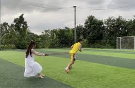 Hẳn là bạn cũng biết chuyện huỳnh anh vướng nghi vấn thả thính một fan đã hỏi huỳnh anh còn thương quang hải không. Huá»³nh Anh Táº­p Luyá»‡n Thá»ƒ Lá»±c Cung Quang Háº£i