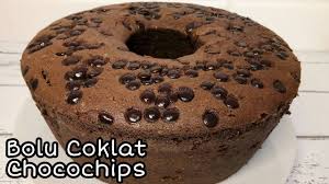 Resep yang pertama, kami mulai dengan resep bolu panggang 3 telur. Resep Bolu Coklat Dengan Toping Chocochip Super Nyoklat Dan Empuk Banget Youtube