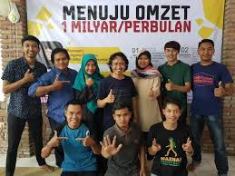 Kami menawarkan berbagai macam training yang berkaitan dengan operasional bank perkreditan rakyat (bpr). Pelatihan Kasir Minimarket 2019 Ritelteam Institute