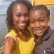 I thought I posted these the other day 🤦🏾‍♀️ Love my minis🥰❤️