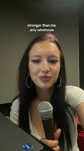 emma lacy (@emmalacymusic)