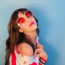 1962: Brian, Carl and Dennis in the studio recording the Beach Boys  "Surfin' Safari" album. #brothers