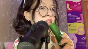 Lezzy Bunny ASMR 7