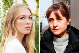 The former smallville actress already pleaded guilty to two federal. How Allison Mack Groomed India Oxenberg For Sex Abuse In Nxivm People Com