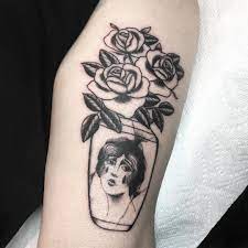 Pin By Tazebeth On Tattoos Female Tattoo Artists Tattoos Blackwork Tattoo