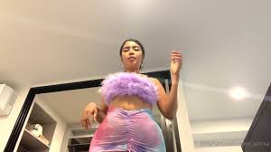 Noey yanisa กำลังจะออกไปทำงาน xxx onlyfans porn videos - CamStreams.tv