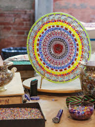 Glass Plate At The Ferro Lazzarini Factory In Murano Italy Entouriste Murano Italy Glass Plates Glass