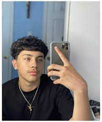 Hood Boys Handsome Hoodboyshandsome In 2021 Cute Black Guys Just Beautiful Men Cute Boys