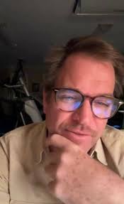 I need a kiss 💋 from a wonderful lady that care for my feelings ❤️ ❤️ ❤️  to my future wife I know you are seeing my post say I love you ❤️ ❤️ ❤️ ❤️  ❤️ Micheal Weatherly