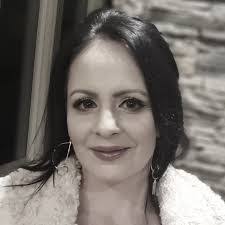 Laura Cornett's Instagram, Twitter & Facebook