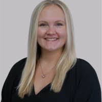 Ellen Siebenlist's Instagram, Twitter & Facebook