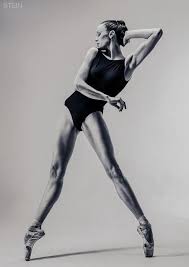 Our goal is to make your experience enjoyable and easy! Top 10 Most Beautiful Photos Of Ballerinas Dance Photography Poses Ballet Dancers Dance Pictures