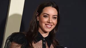 Aubrey Plaza Back For More As Spirit Awards Host