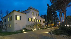 Banca di san marino spa: Villa Manzoni Kimia S P A
