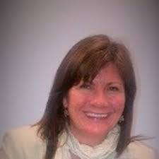 Lisa Perla's Instagram, Twitter & Facebook