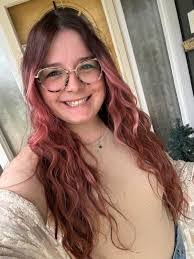 Kelsey Summers's Instagram, Twitter & Facebook