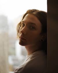 Helen Red's Instagram, Twitter & Facebook