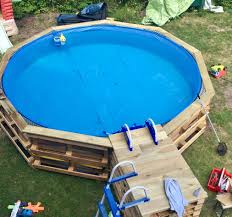 Pin De Marie Luise Strehlow En Pool Mit Paletten Verkleidet Disenos De Piscina Piscinas Madera Piscinas