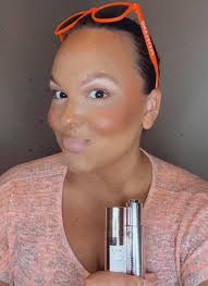 Mixed with peppermint oil, castor oil and saw palmetto to nourish the hair.  Rejuva Drops, rejuvenates, stimulates and strengthens the hair follicle.  Pick your bottle up at our @apscott.retail store or @pennysaverstt