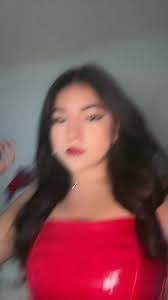 Melina Luna's Instagram, Twitter & Facebook