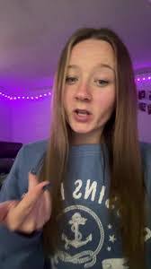 Alyssa Jablonski's Instagram, Twitter & Facebook