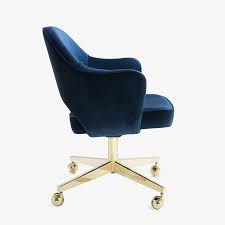 Only available online or in store while stocks last. Saarinen Executive Arm Chair Vintage Swivel Base 24k Gold Edition Montage