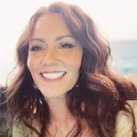 Yvette Rollins's Instagram, Twitter & Facebook