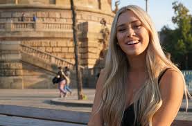 100% kostenlos online 3000+ serien. Influencerin Payton R Aus Lufwigshafen Mit Neuen Zielen Ludwigshafen Nachrichten Und Informationen
