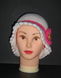 Preços baixos em Chapéus Cloche Acrílico Rosa para mulheres