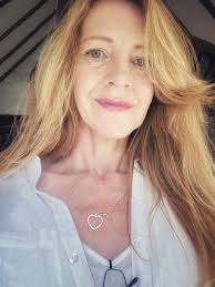 What are the requirements to become a level 2 QHHT practitioner?