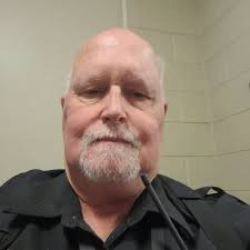 Can I get a hi at least? I like your profile 🥰