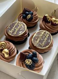 5 out of 5 stars. 59 Pretty Cupcake Ideas For Wedding And Any Occasion Chocolate Cupcakes With Berries