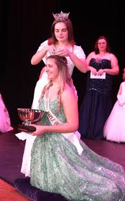 Gracie Paulman crowned Queen Maple LXXVII