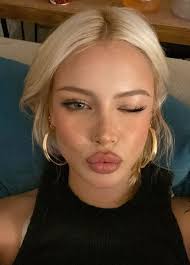 mia mcconnell (miamcconnelll)