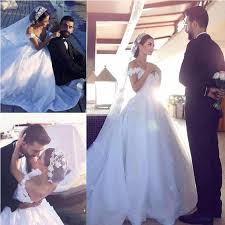 Second hand brautkleider & accessoires und alles rund um die hochzeit. Vintage Keltischen Hochzeit Kleid Weiss Und Hellblau Bunte Mittelalterlichen Brautkleider Scoop Appliques Blumen Wedding Dress Wedding Dress Whitebridal Gown Aliexpress