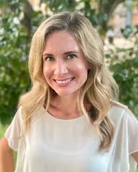 Claire Worsham's Instagram, Twitter & Facebook