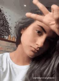 Gify Lunch Lady Doris